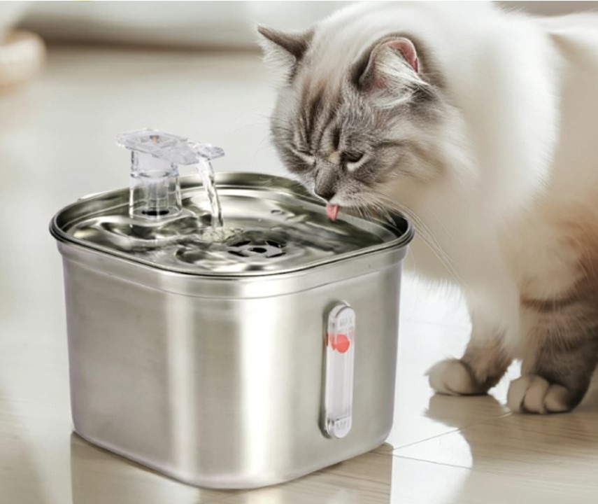 猫用自動水やり機：フィルター付きで清潔な飲み水を提供できます